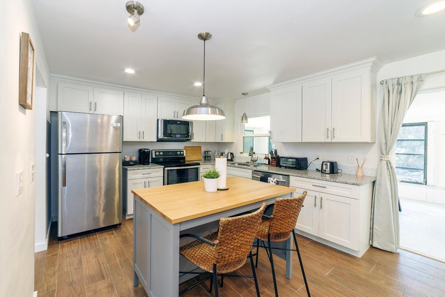 New Cozy House 5 Min Three Sisters Springs Crystal River